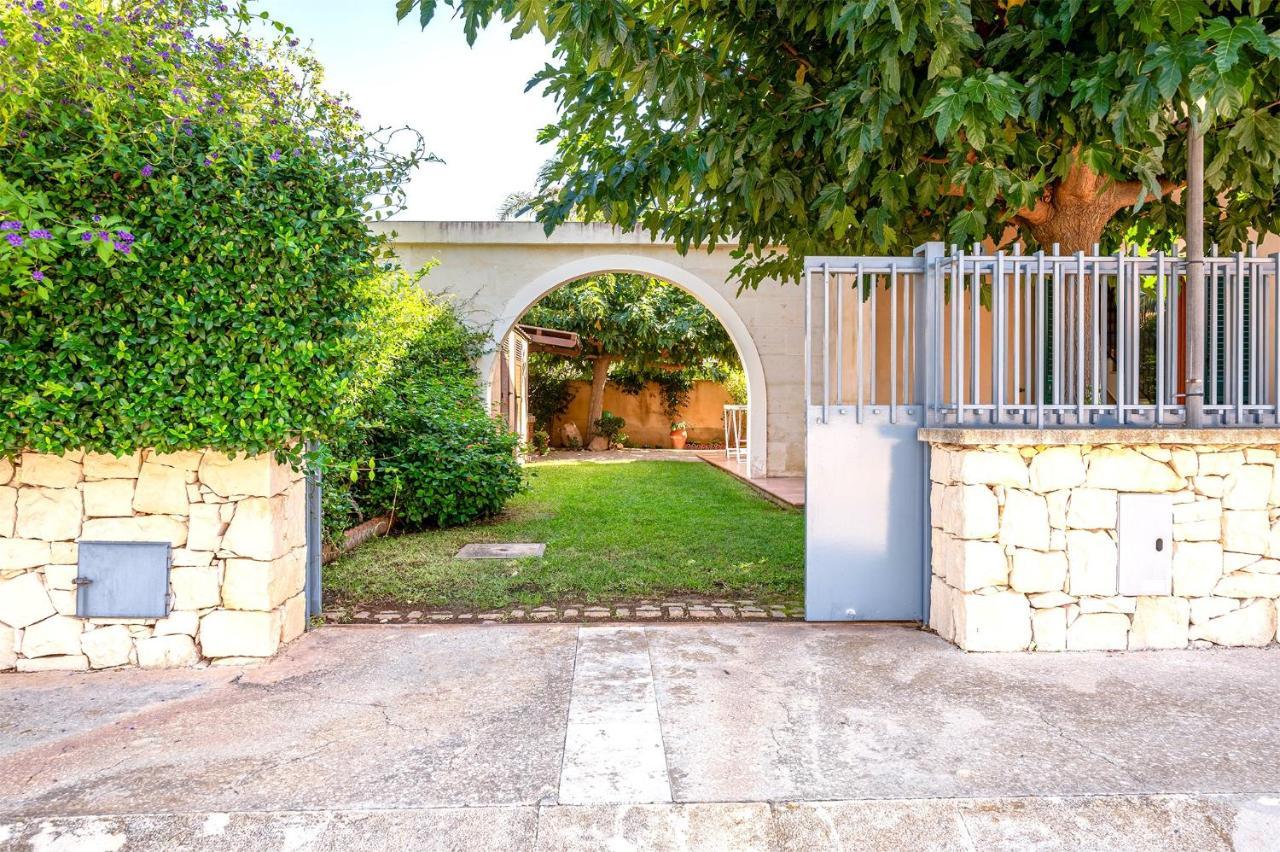 Villa Aura Marina di Modica Extérieur photo